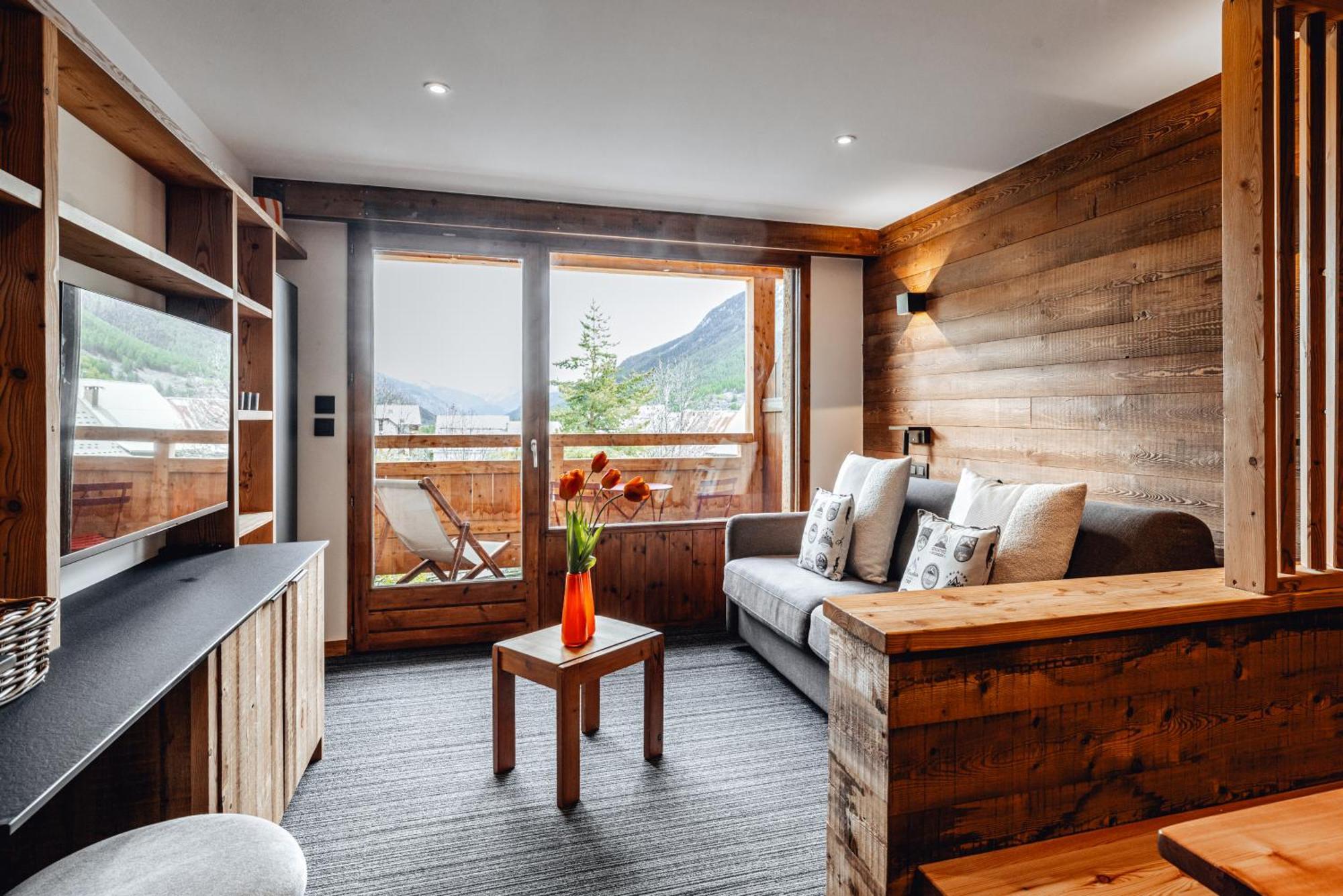 Alliey & Spa Piscine Appart-Hotel Serre Chevalier Le Monêtier-les-Bains Exteriér fotografie